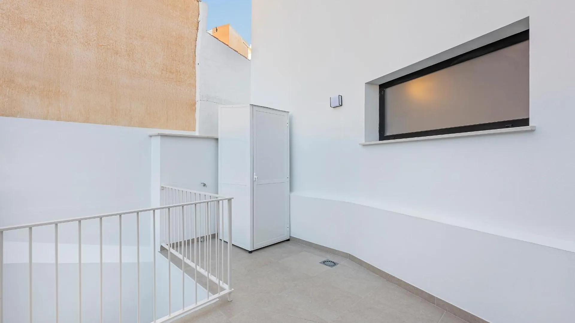 Apartments Malaga Vicente Gomez De Cadiz One Spain