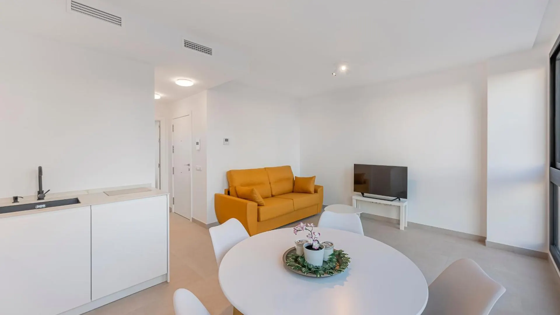 Apartments Malaga Vicente Gomez De Cadiz One Spain