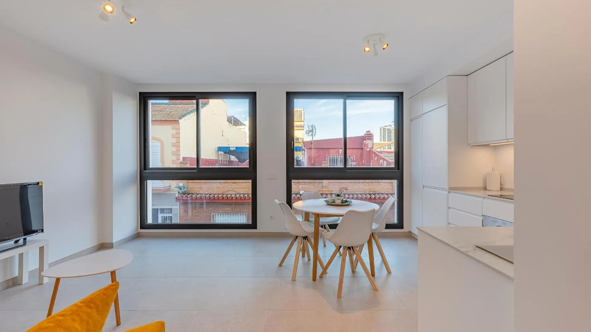 Apartments Malaga Vicente Gomez De Cadiz One Spain
